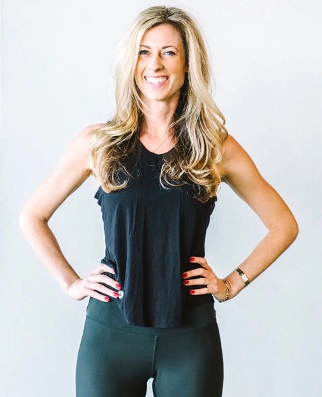Black Hourglass Tank
