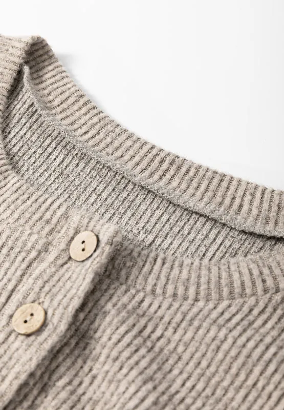 Contrast Quarter Button Round Neck Long Sleeve Top | Casual Tops