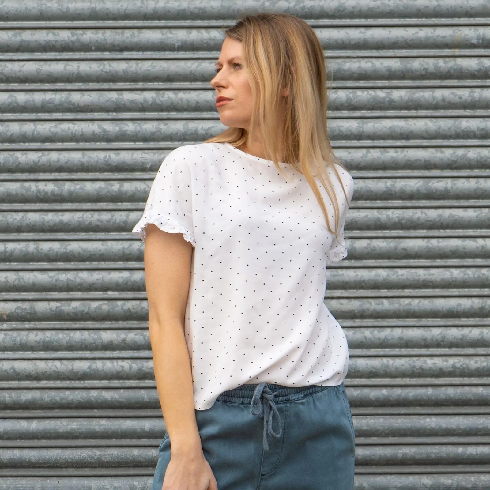 M&S Ivory Lightweight Blouse Frill Short Sleeve Round Neckline Spotty Polka Dot Tops